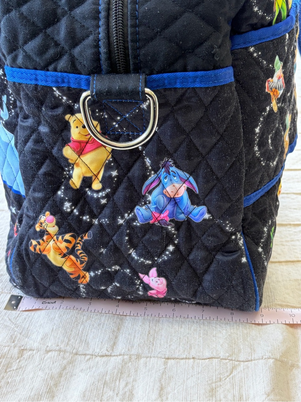 ‼️SOLD‼️ Disney "Relive the Magic" Quilted Weekender Tote Bag - Picture 9 of 16